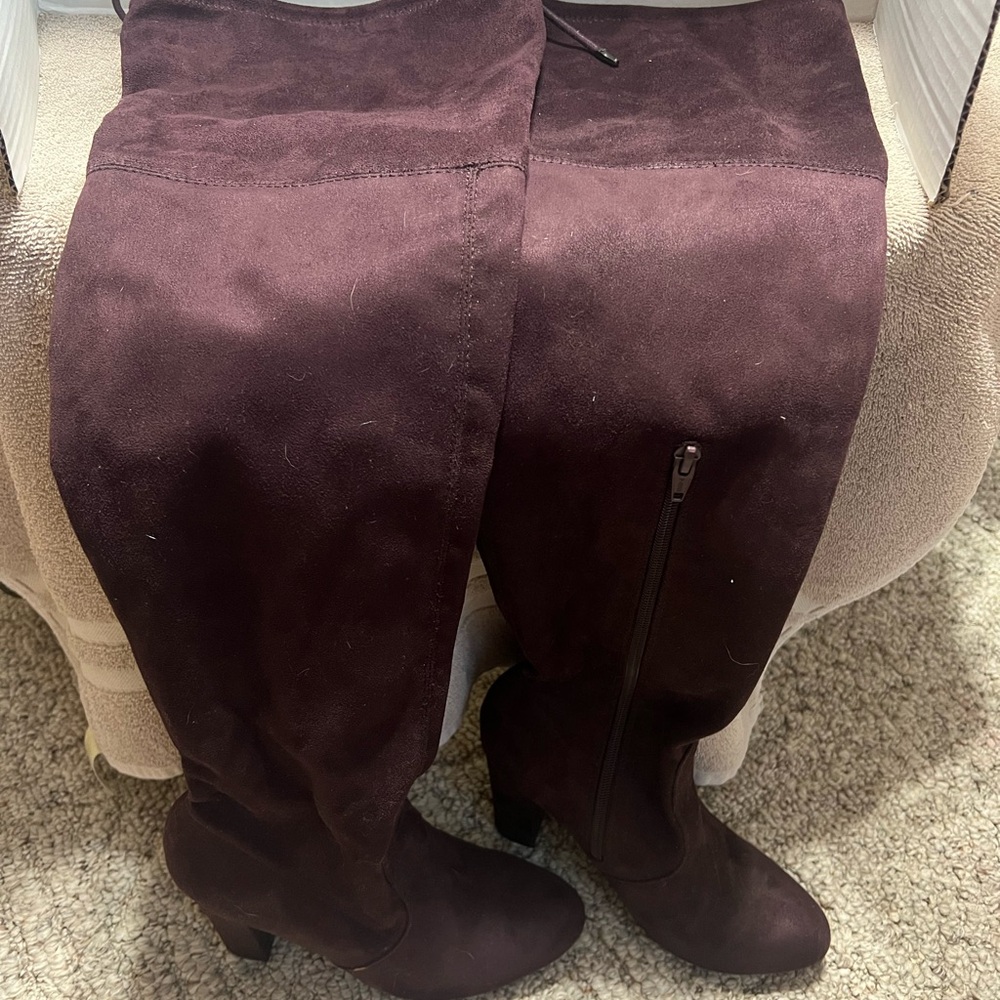 Women's Over the KneeBoots - Deep Purple size 7.5